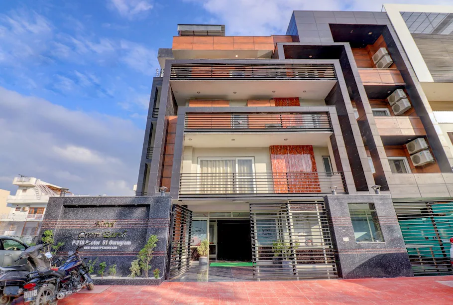 Hotel-Green-Earth_hotel_view_1